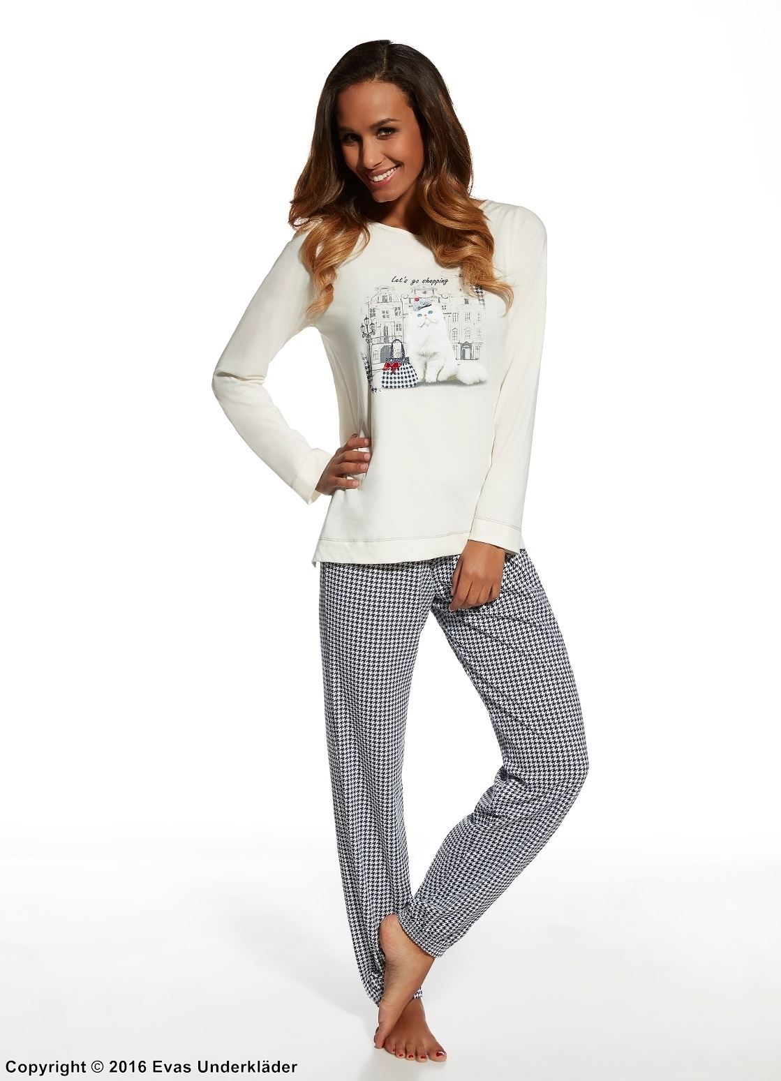 Top and pants pajamas, long sleeves, checkered pattern